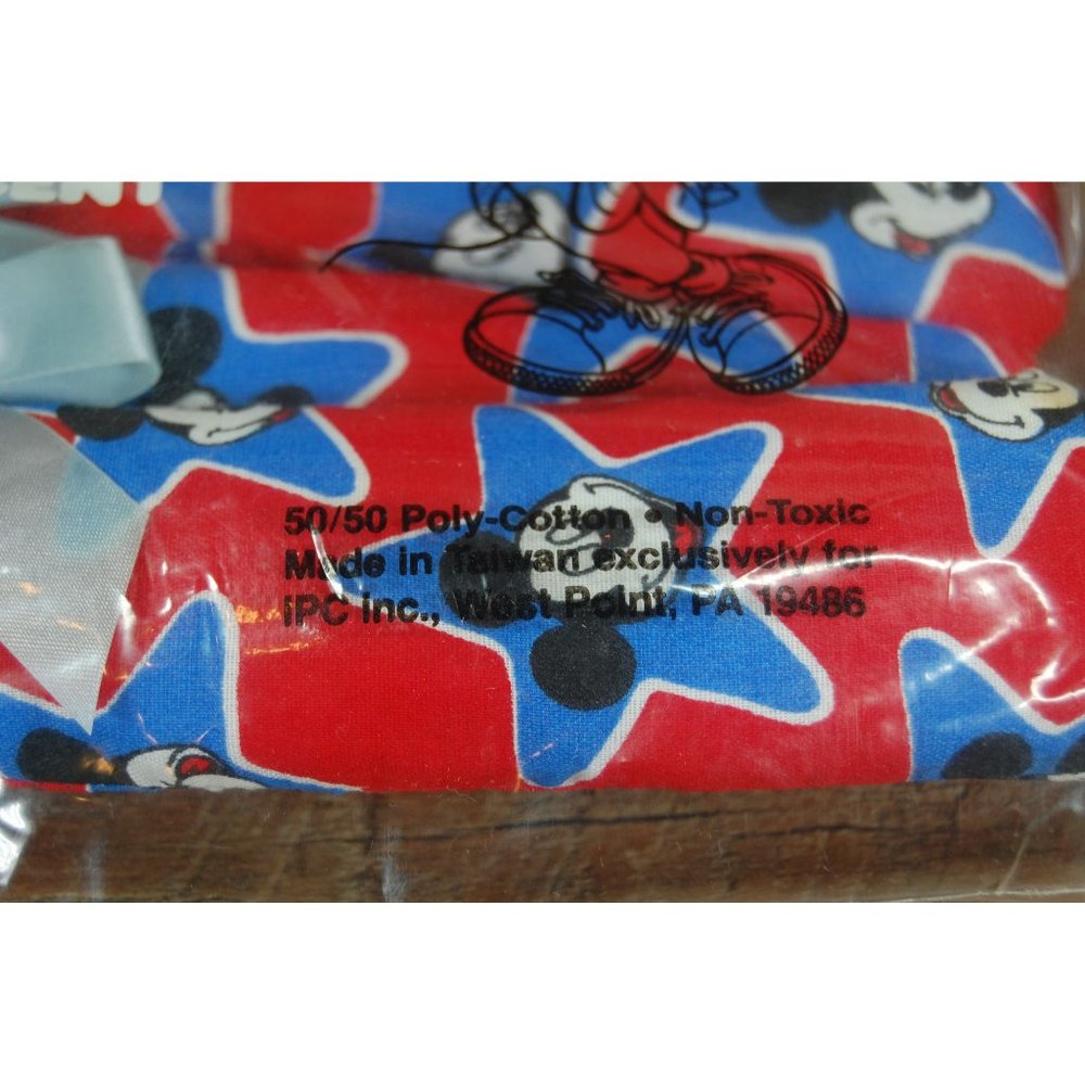 NEW Vintage 1987 Mickey Mouse Disney IPC Padded Hangers Soft Scent Blue Red - Picture 3 of 5